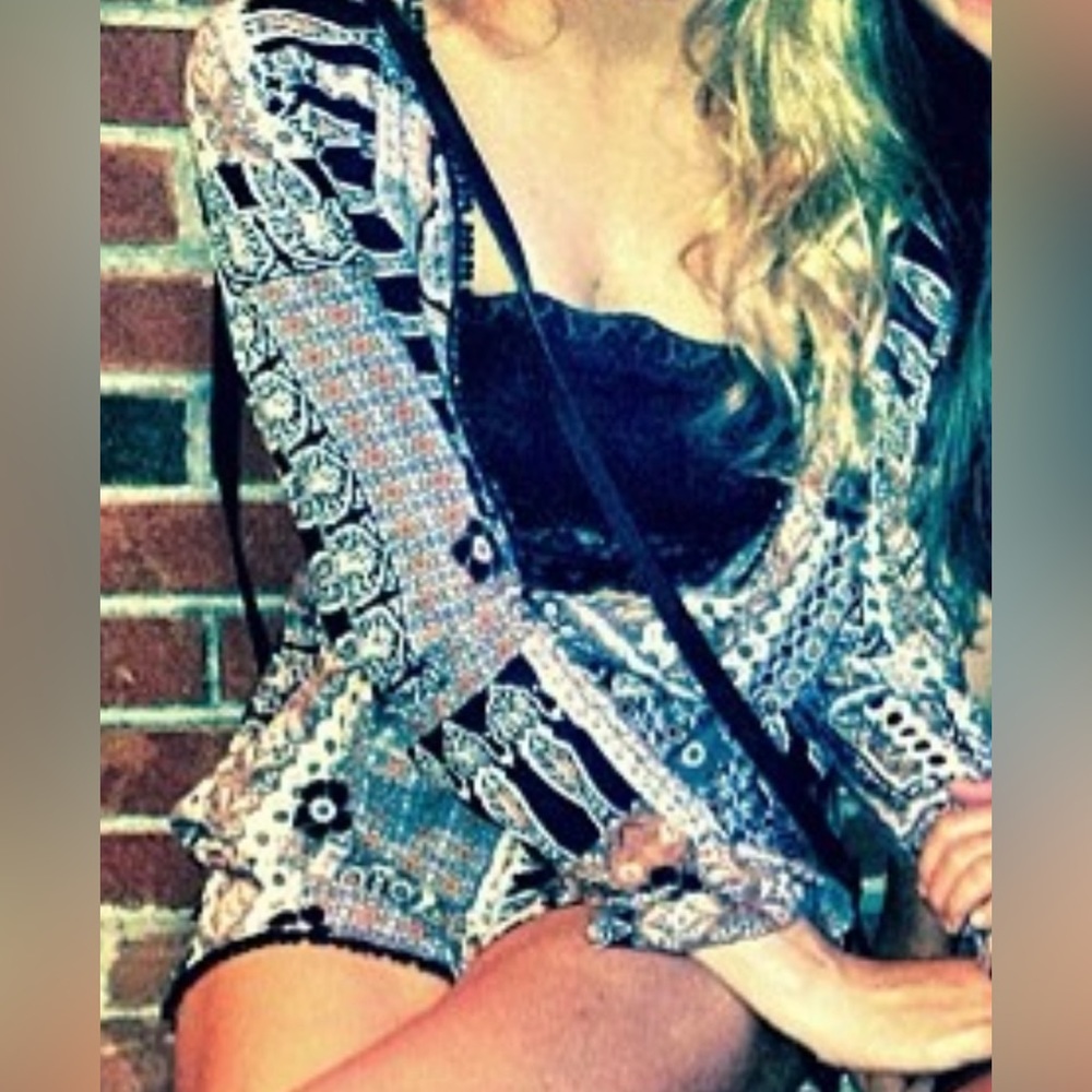 Romper - Picture 2 of 2